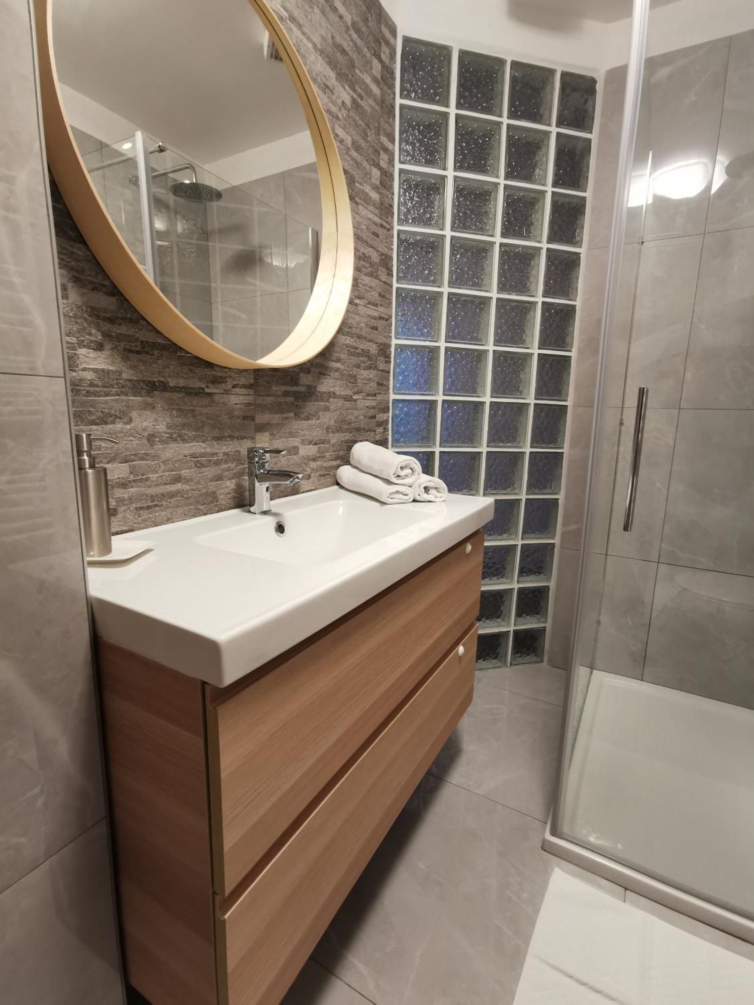 Apartments Volce โทลมิน ห้อง รูปภาพ